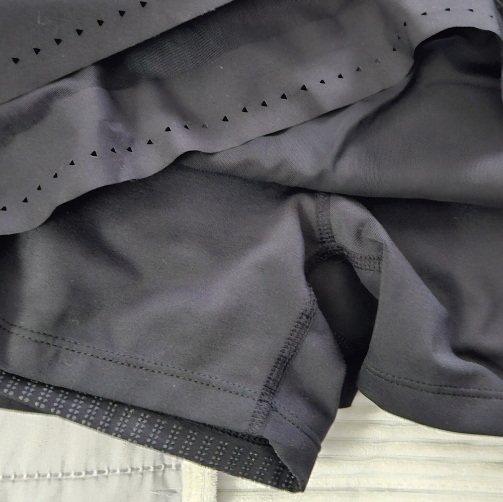 Athleta Black Athletic Skort Laser Run Size M - Picture 12 of 15
